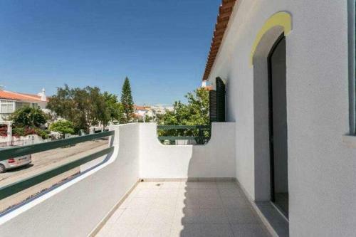 Apartamento Vila Com Piscina E Jardim Privado
