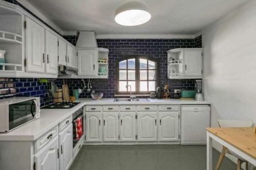 Apartamento Vila Com Piscina E Jardim Privado