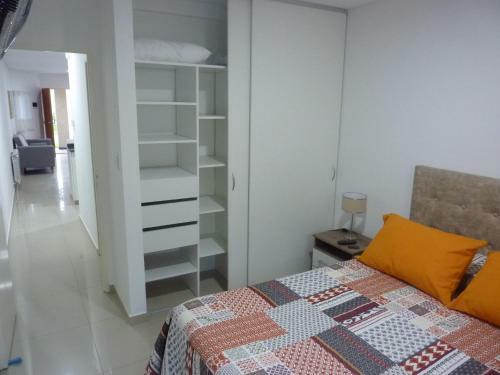 Apartamento Edificio Nikemen, Moderno Dpto Con Patio Y Cochera Cubierta