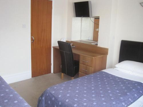 Hostal Warwick Lodge
