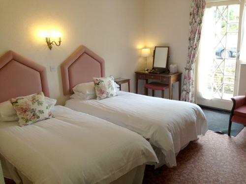 Royal Glen Hotel