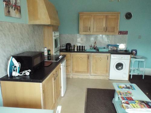 Hostal Andora Guest House