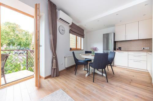 Apartamento J?ros Takas