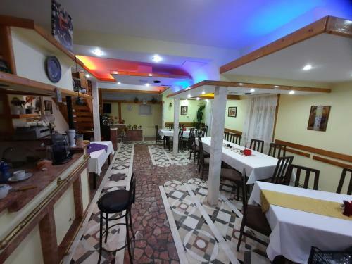 Hostal Lis House