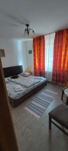 Hostal Lis House