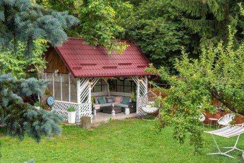 Villa River House