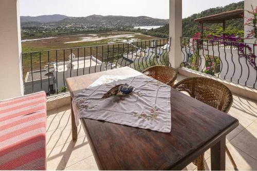 Central House With Shared Pool Near Paradise Bay In Bodrum