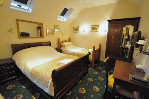 Hotel The Greyhound Coaching Inn