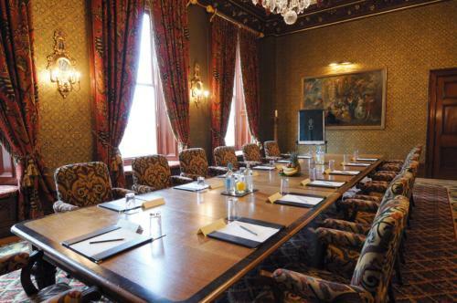 Kilworth House Hotel And Theatre