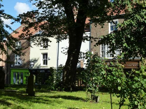 Hostal St Denys Hotel