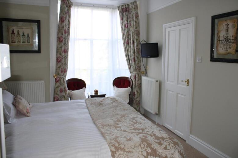Hostal Holmwood House Guest Accommodation