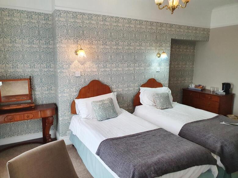 Hostal Holmwood House Guest Accommodation
