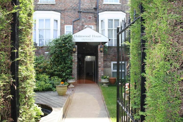 Hostal Holmwood House Guest Accommodation