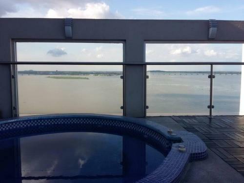 Apartamento Ecusuites Best View Riverfront 1 Santana Airport