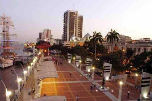 Apartamento Ecusuites Best View Riverfront 1 Santana Airport