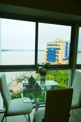Apartamento Ecusuites Best View Riverfront 1 Santana Airport