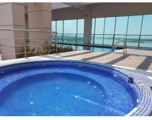 Apartamento Ecusuites Artgallery Riverfront Next Wyndham