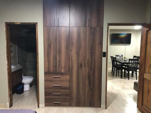 Comfy Apartment Front Airport
