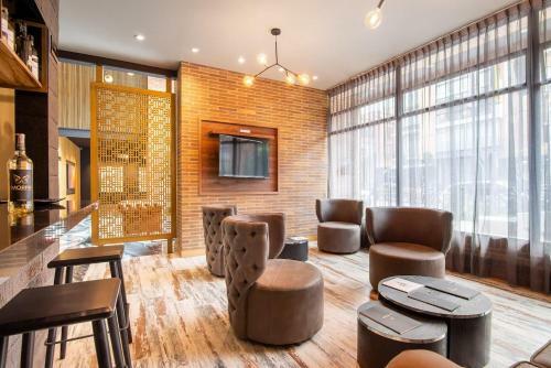 Apartamento Sunny 2br Modern Building