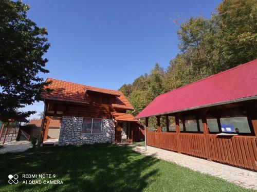 Cabana Piatra Plaiului