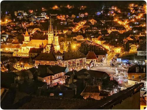 Hostal Vila Paul Best Paronamic View Over Medieval Historical Centre Brasov
