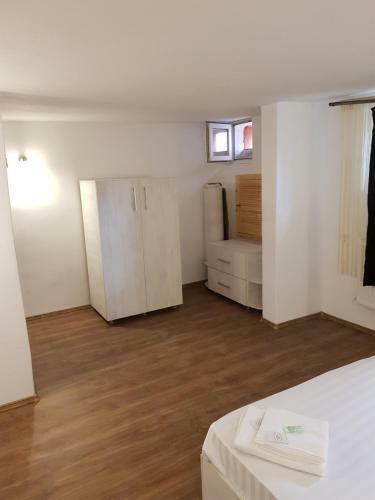 Hostal Casa Adi??
