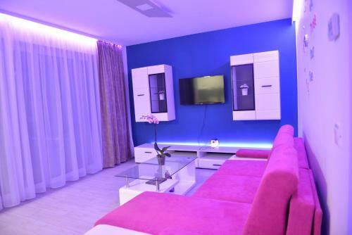 Coresi Deluxe Apartment