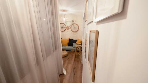 The Retreat - Heartwarming Fireplace 3-room Apartment
