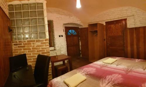 "casina Rom�n?" - Camere de �nchiriat