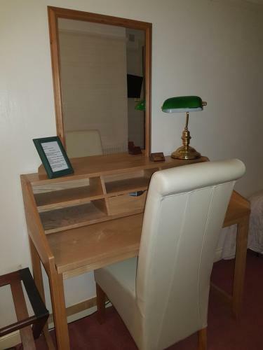 School House Hotel & Restaurant