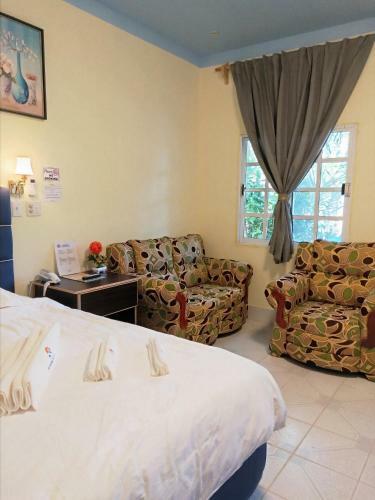 Sunshine View Hotel