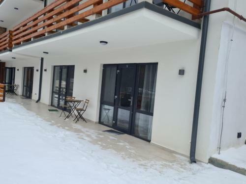 Yael Luxury Apartments 4