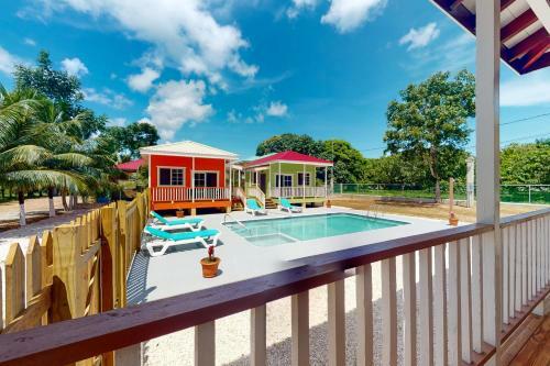 Came At Hummingbird Estate Gold Standard Certified