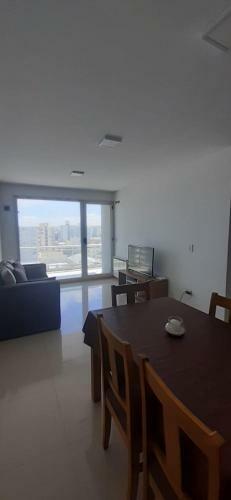 Apartamento Departamento En Edificio Madryn II