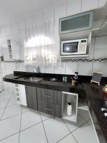 Casa Com Piscina Na Regi�o Dos Lagos - Araruama