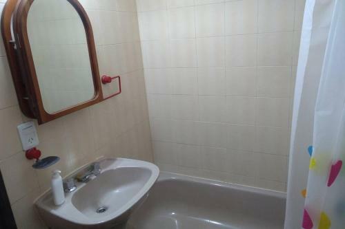Apartamento Departamento Para 2 A UNA Cuadra Del Mar