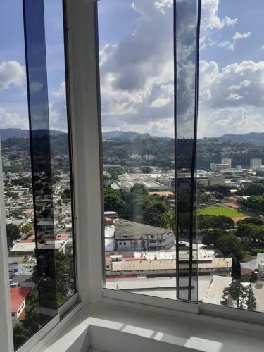 Confortable Apartamento Ejecutivo En La California