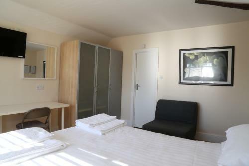Hostal Debden Guest House