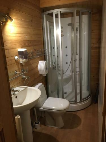 Hostal Waterside Bed And Breakfast