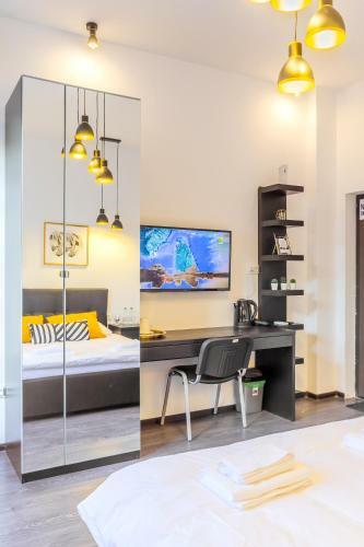Apartamento Ch�teau: Upscale Suites In Bucharest's Historical Center!