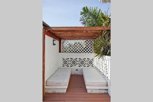 Hotel Casa Del Poeta - Getseman�