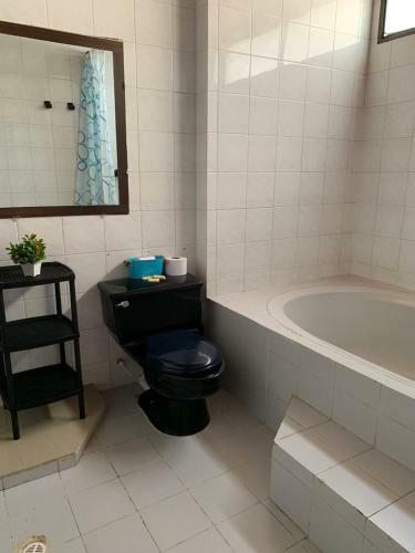 Apartamento Bueno, Bonito Y Barato