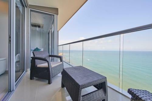 Apartamento Beachfront Paradise With Outstanding Sunset Views