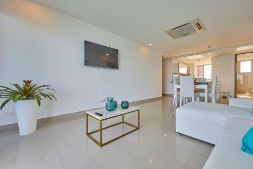 Apartamento Beachfront Paradise With Outstanding Sunset Views