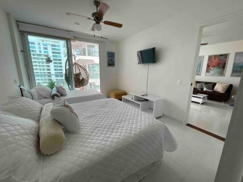 Nice Apartment With Direct Access To The Beach!