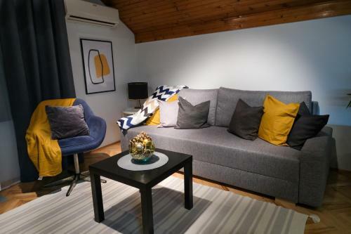 Hostal Sunrise Apartments