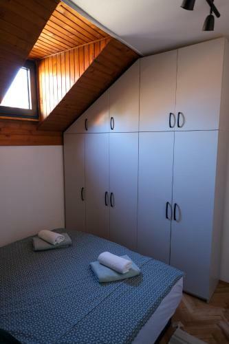 Hostal Sunrise Apartments