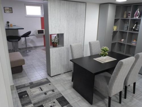 Nice Story Apartment Studio