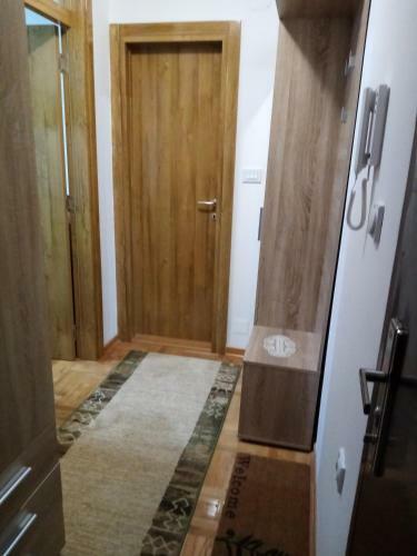 Apartment Silver