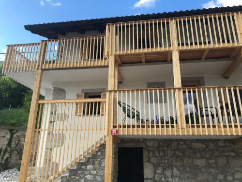 Hi?a Pri Koritu - Apartma Matajur